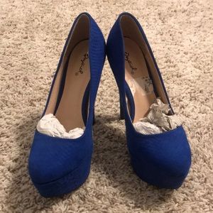 Qupid Heels size 7.5